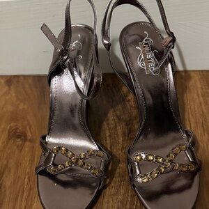 Twisted Women's Shimmering Bronze Heels